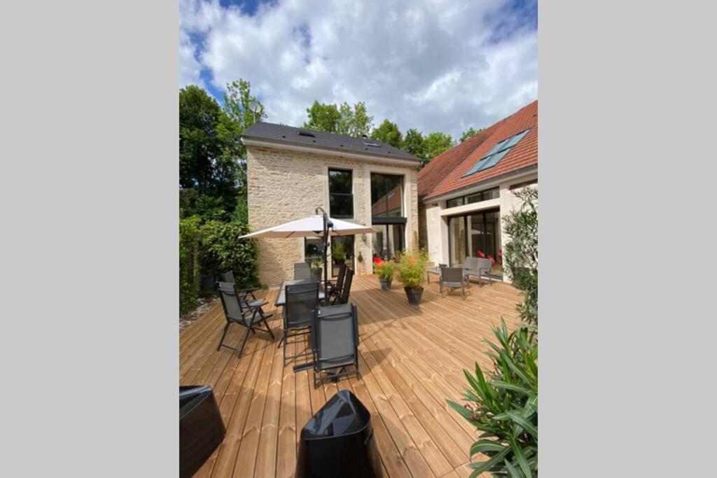 Les Dependances Villa Courtivron Bagian luar foto