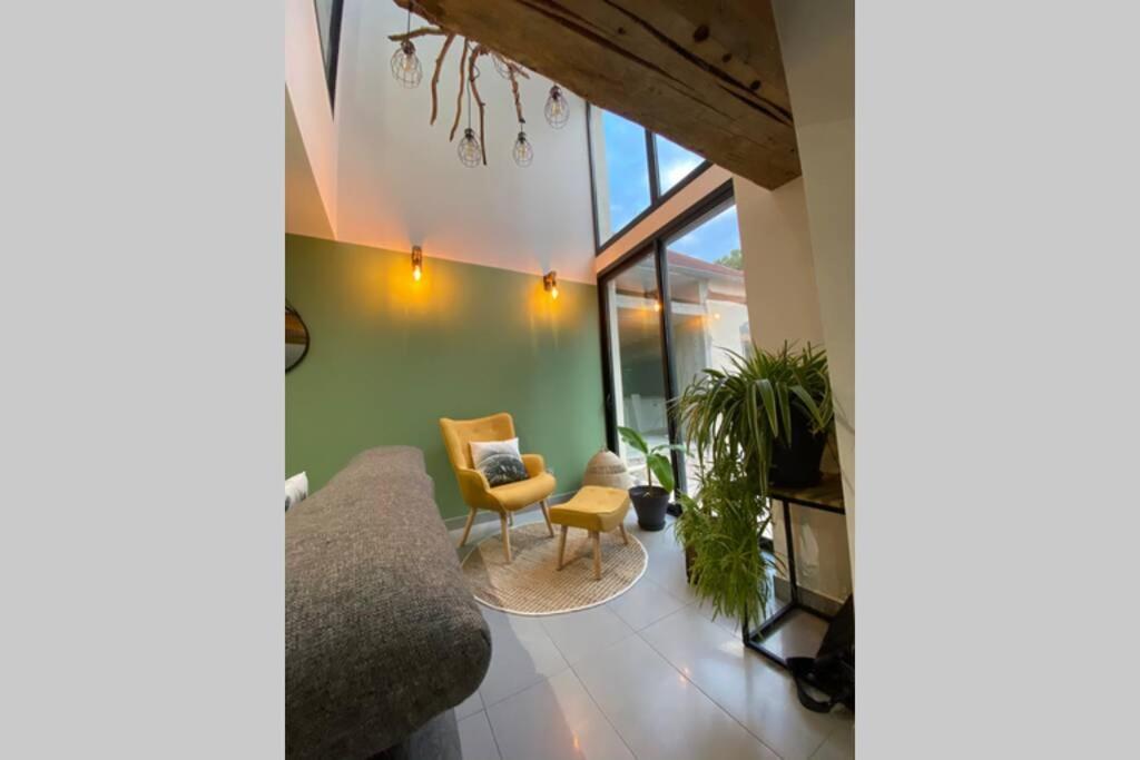 Les Dependances Villa Courtivron Bagian luar foto